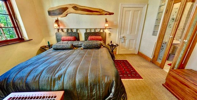 4 Bedroom Property for Sale in Green Point Western Cape